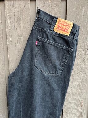 Levi's Men's Dark Black Straight Jeans
